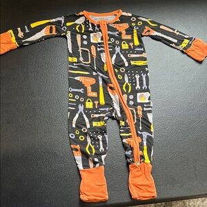 Little Sleepies 3-6m Tool/Little Builders Print Zippy